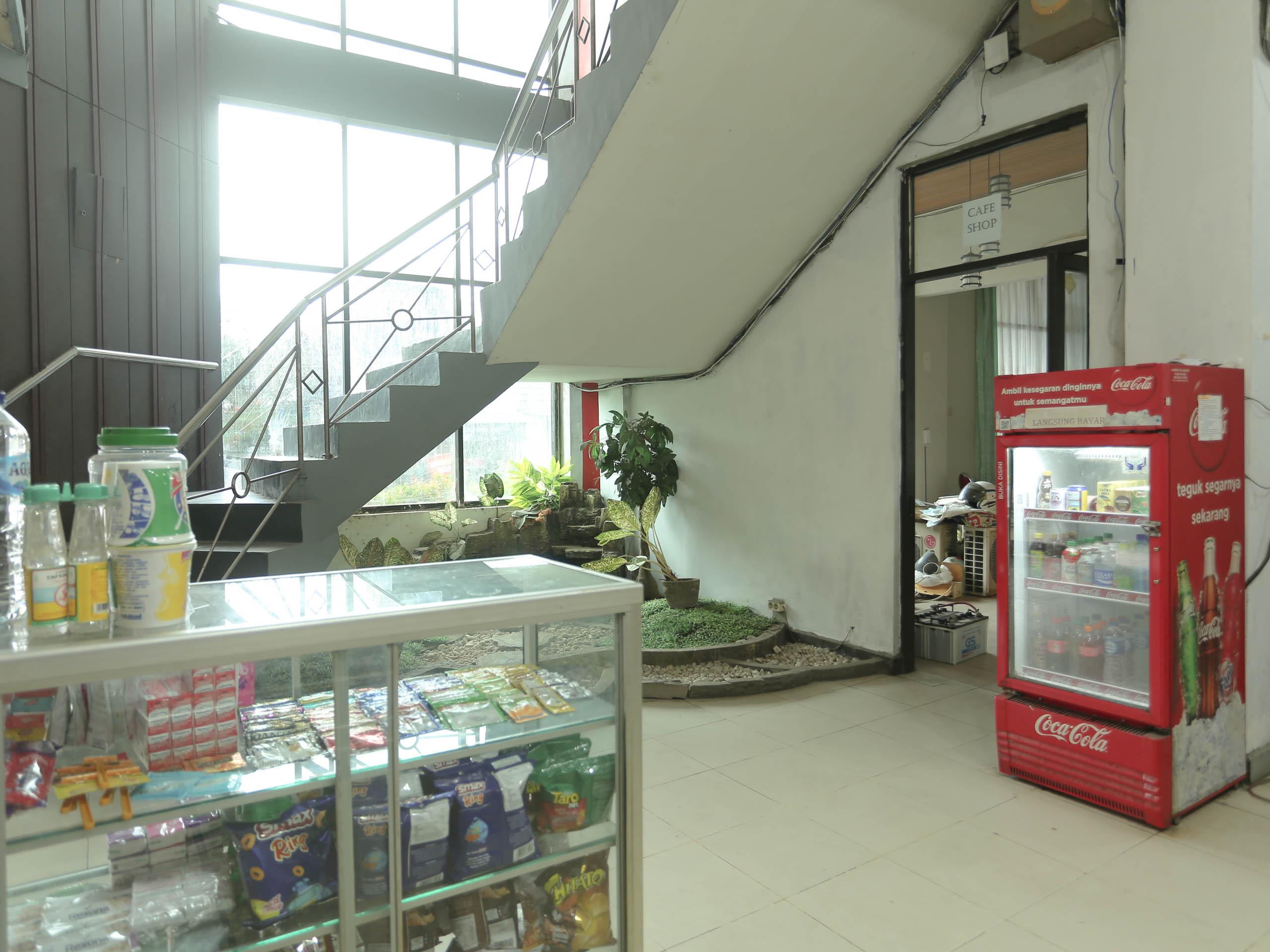 Urbanview Hotel Kharisma Banjarmasin Banjarmasin  Ngoại thất bức ảnh